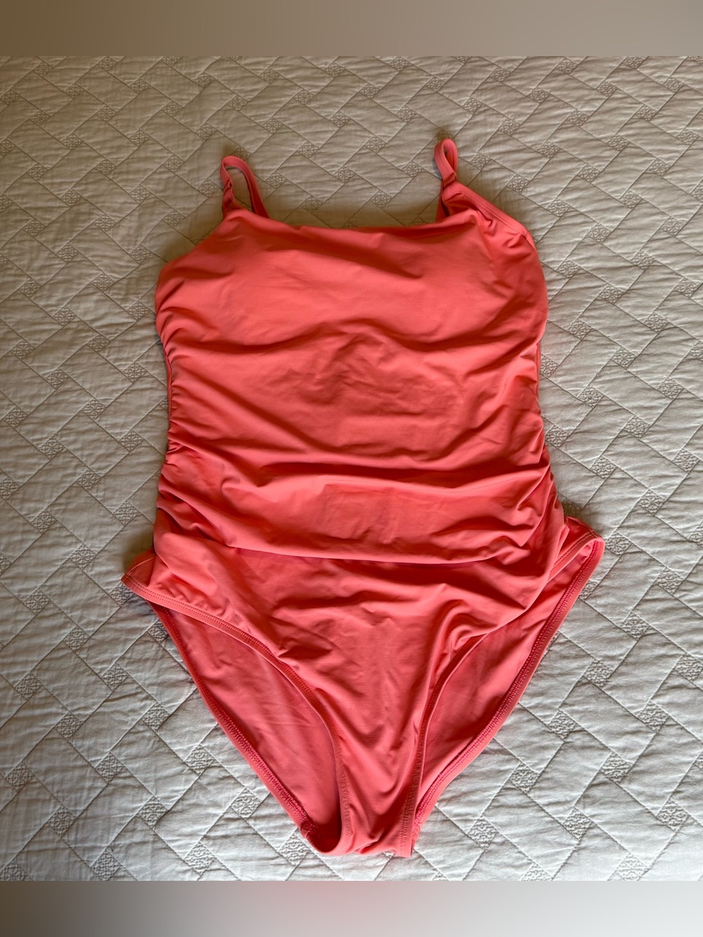 Jantzen Coral One-Piece Swimsuit - Classic Tank Style with Twist in Back